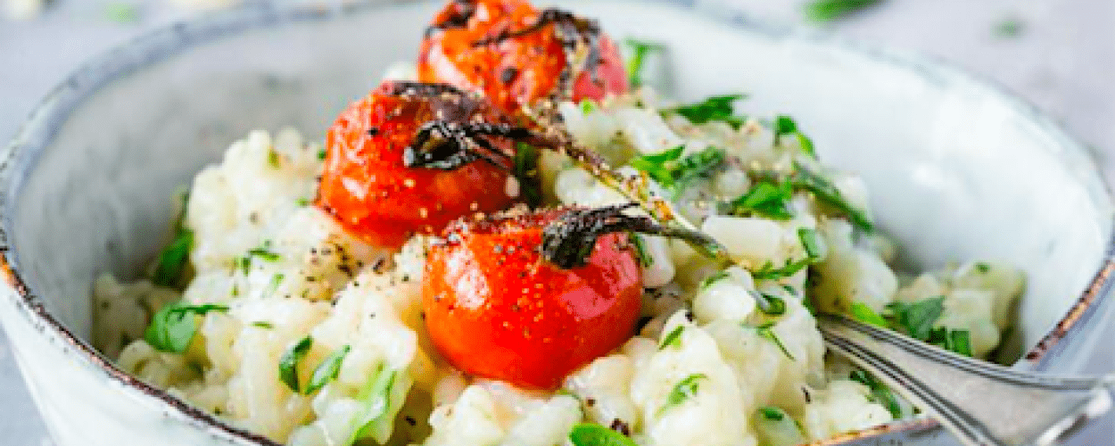Risotto mit Kräutern und Tomaten