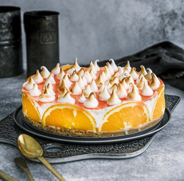 Aperol-Spritz-Torte mit Baiserhaube