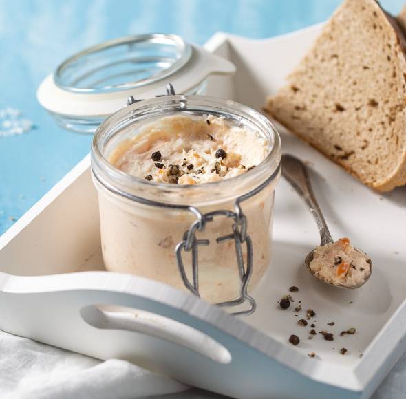 Einfacher Lachsaufstrich