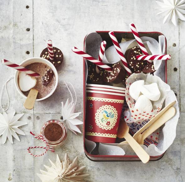 Heisse Gewuerzschokolade am Stiel