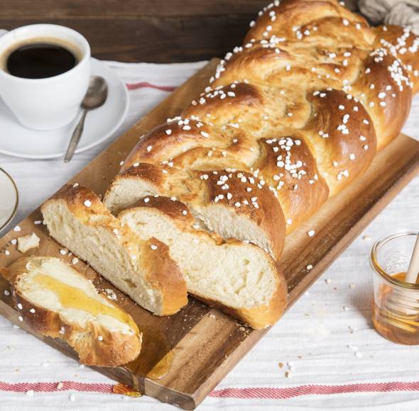 Klassischer Hefezopf