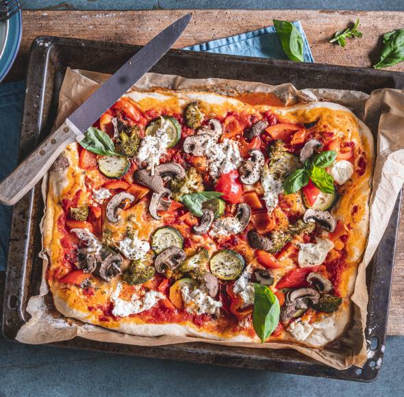 Knusprige Familienpizza vom Blech
