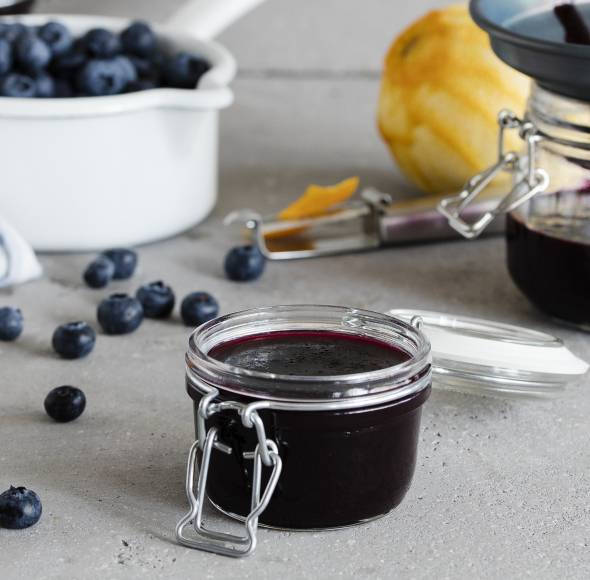 Orangen-Blaubeergelee mit Ingwer