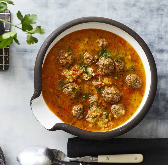 Sommerliche Spitzkohlsuppe