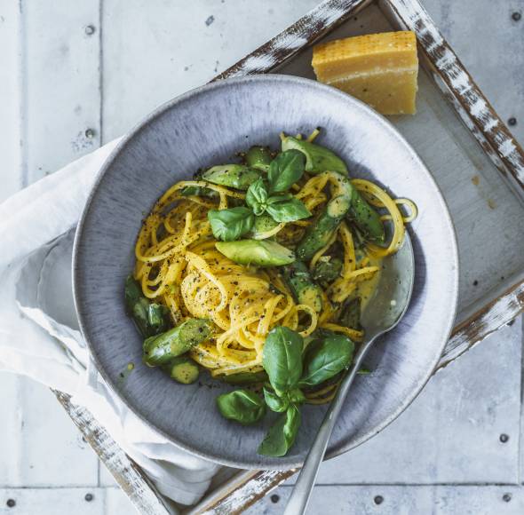 Spaghetti mit Spargel-Carbonara