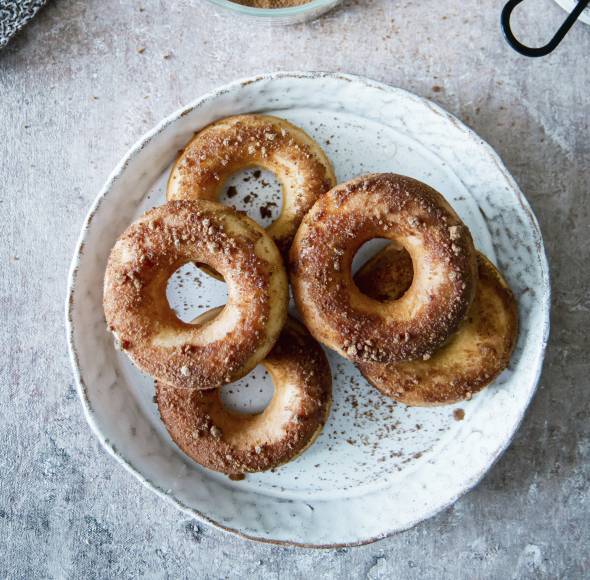 Donut mit Zimt-Zucker