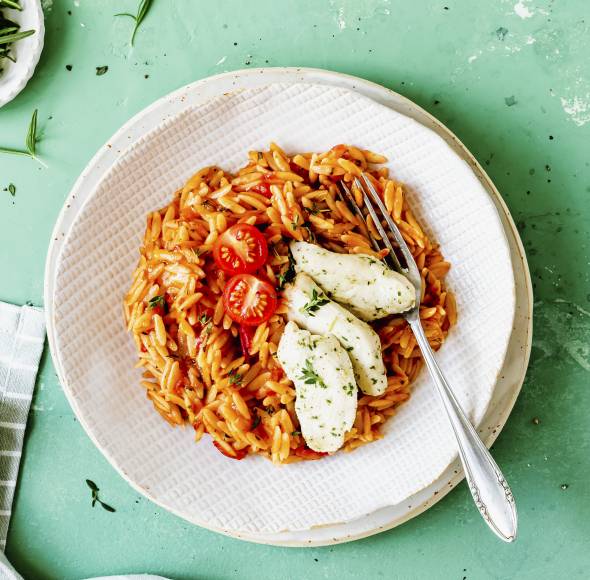 Tomaten-Kritharaki-"Risotto" mit Hähnchen