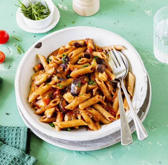 Vegane Pasta mit Tomatensoße