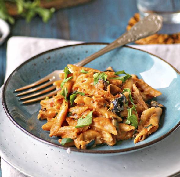 Vollkornnudeln mit Thunfischsoße