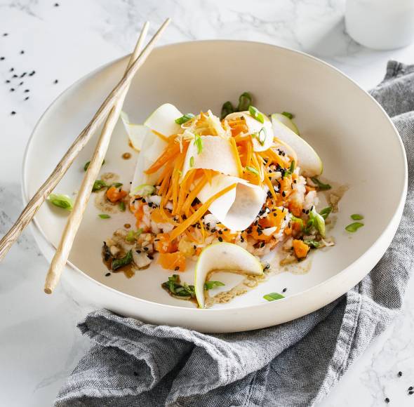 Asiatischer Karotten-Kohlrabi-Salat