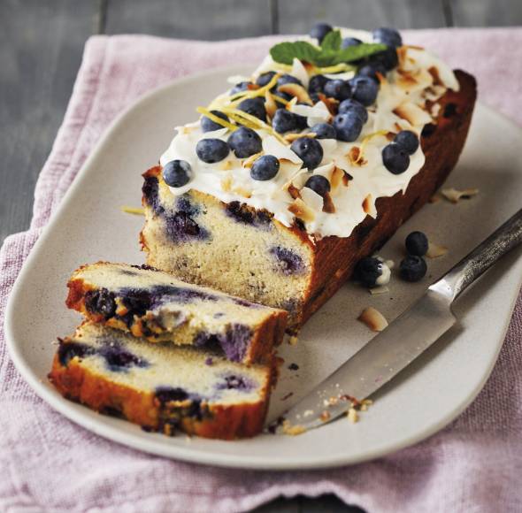 Kastenkuchen mit Blaubeeren