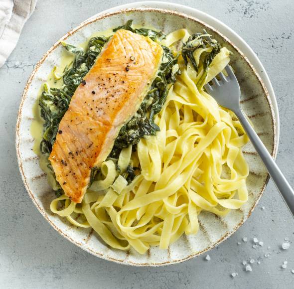 Ofenlachs mit Rahmspinat