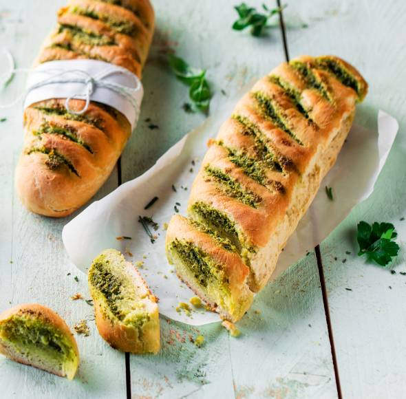 Knuspriges Kräuterbaguette