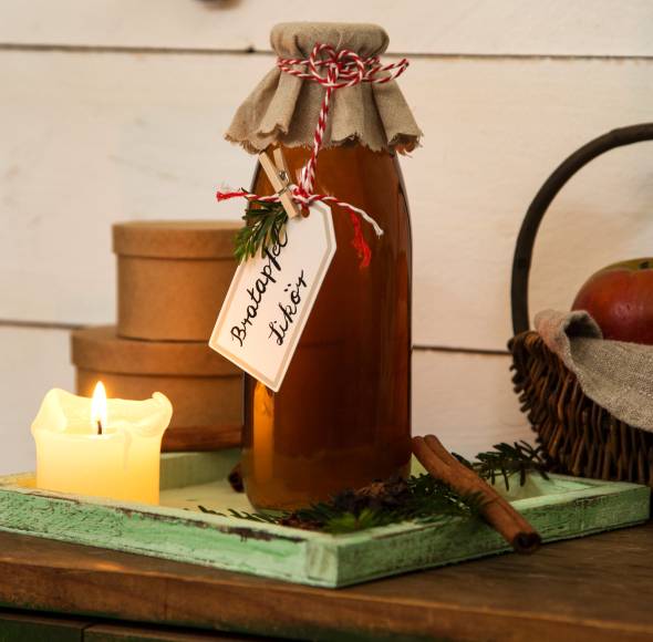 Schneller Bratapfellikör