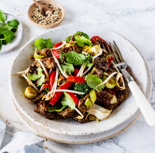 Asia-Rinderstreifen mit Teriyakisoße