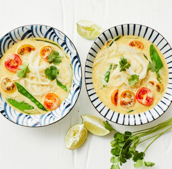 Thai-Curry-Suppe mit Glasnudeln
