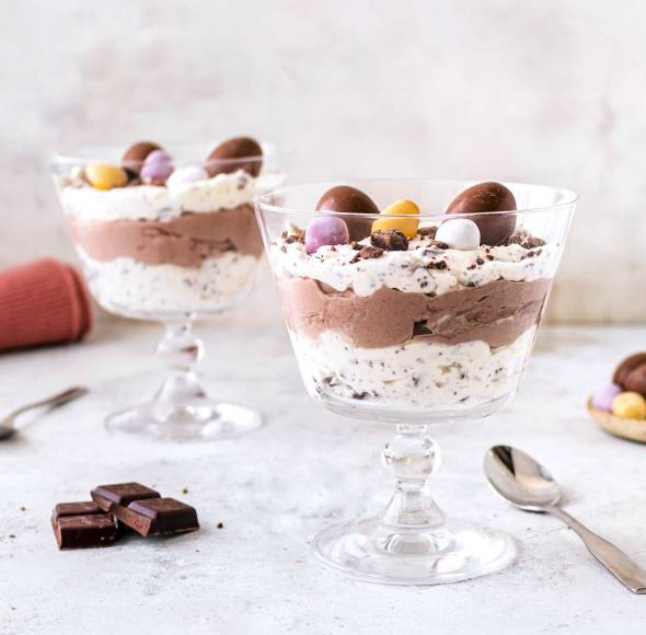 Stracciatella-Dessert zu Ostern