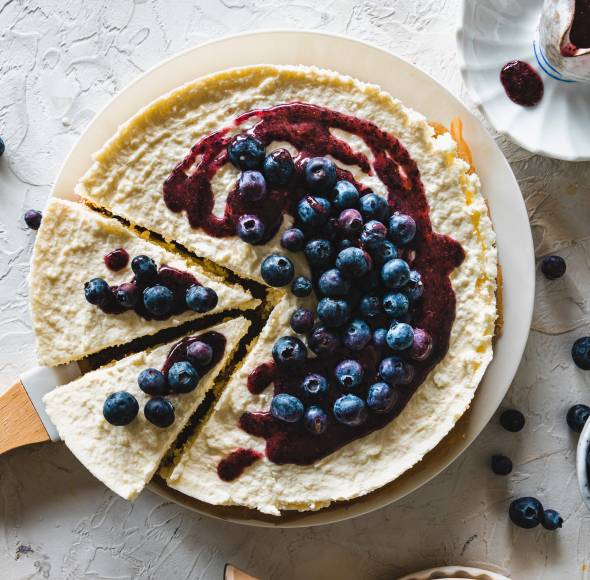 Low Carb Joghurtkuchen mit Heidelbeeren