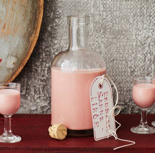 Erdbeer-Sahne-Likör