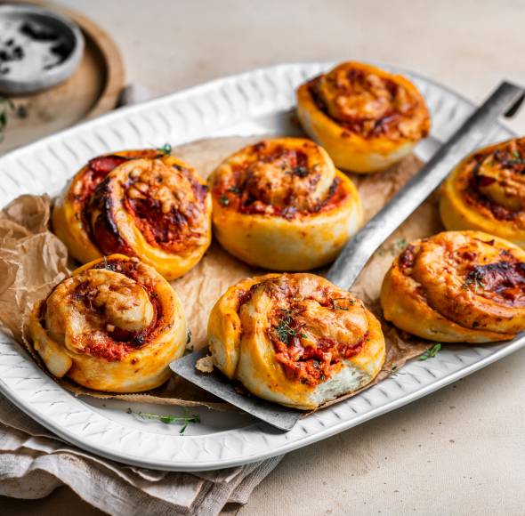 Schmand-Pizzaschnecken