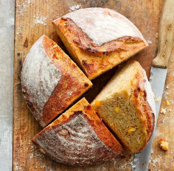 Maisbrot mit Maiskörnern