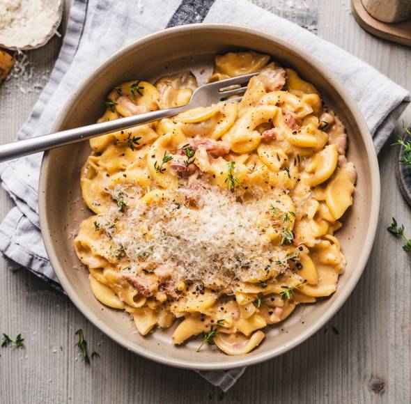 Speck-und-Zwiebel-One-Pot-Pasta