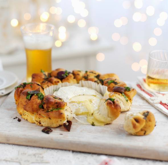 Camembert-Winterbrot zum Teilen