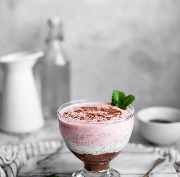 High Protein Chia-Pudding mit Schoko-Quark