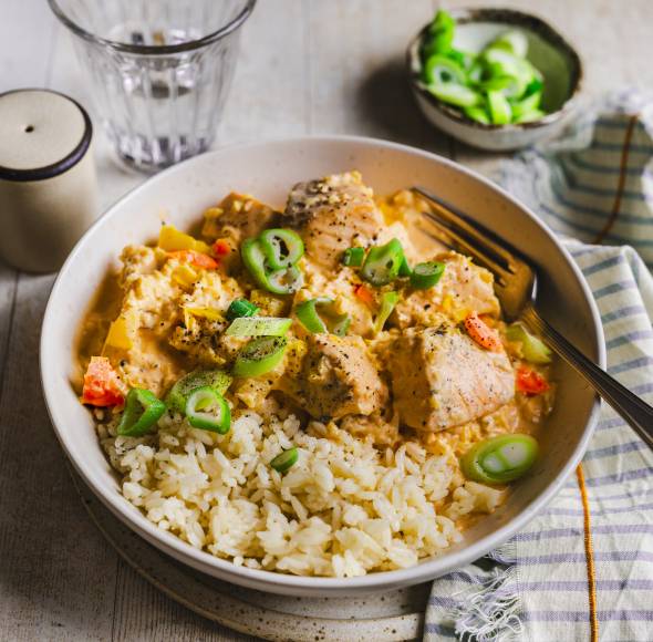 Lachswürfel mit Senf-Schmand-Soße