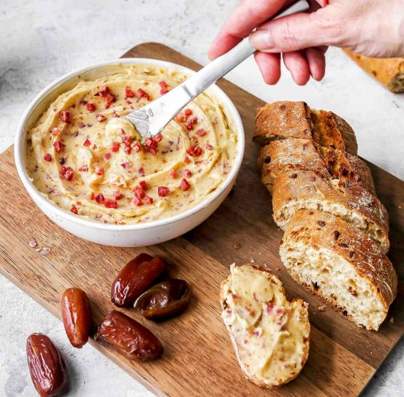 Dattel-Schinken-Butter