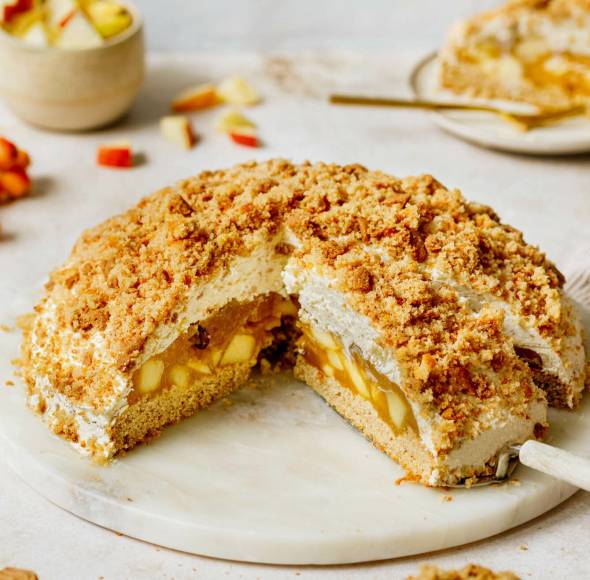 Spekulatius-Maulwurfkuchen mit Apfel