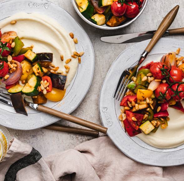 Blumenkohlpüree mit Ratatouillegemüse