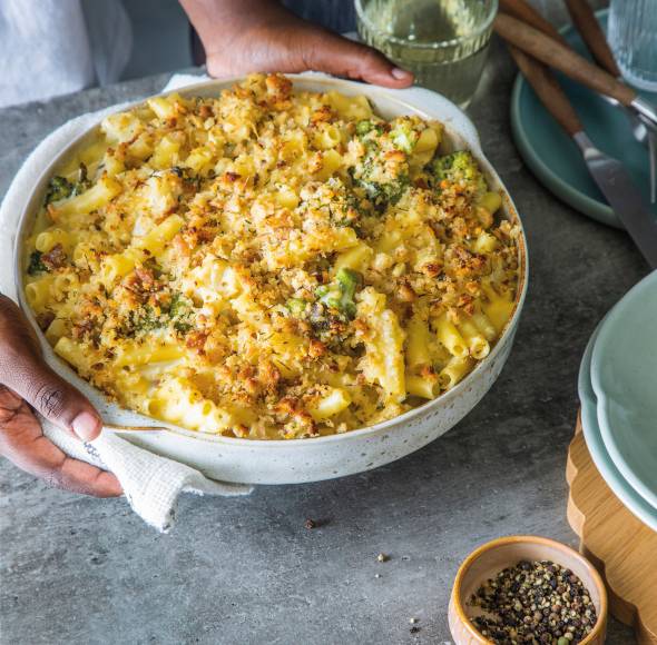 Makkaroni-Auflauf mit Blumenkohl und Brokkoli ohne Vorkochen