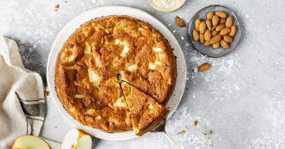 Extra saftiger und veganer Apfelkuchen ohne Zucker