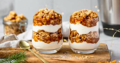 Bratapfel Crumble Schichtdessert