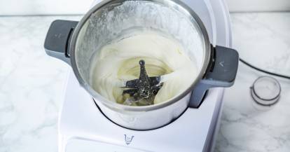 Schlagsahne im Monsieur Cuisine