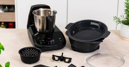 Monsieur Cuisine compact mit dem im Lieferumfang enthaltenen Zubehör