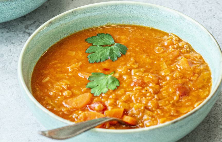 Rote-Linsen-Kokos-Suppe