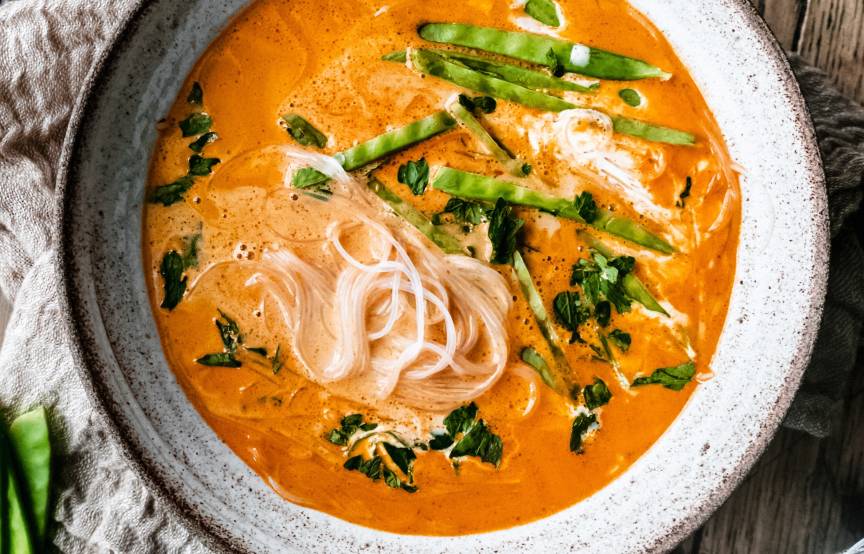 Kokos-Glasnudelsuppe