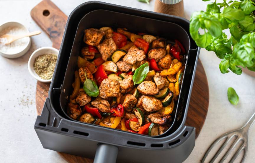 Airfryer-Hähnchen mit gemischtem Gemüse