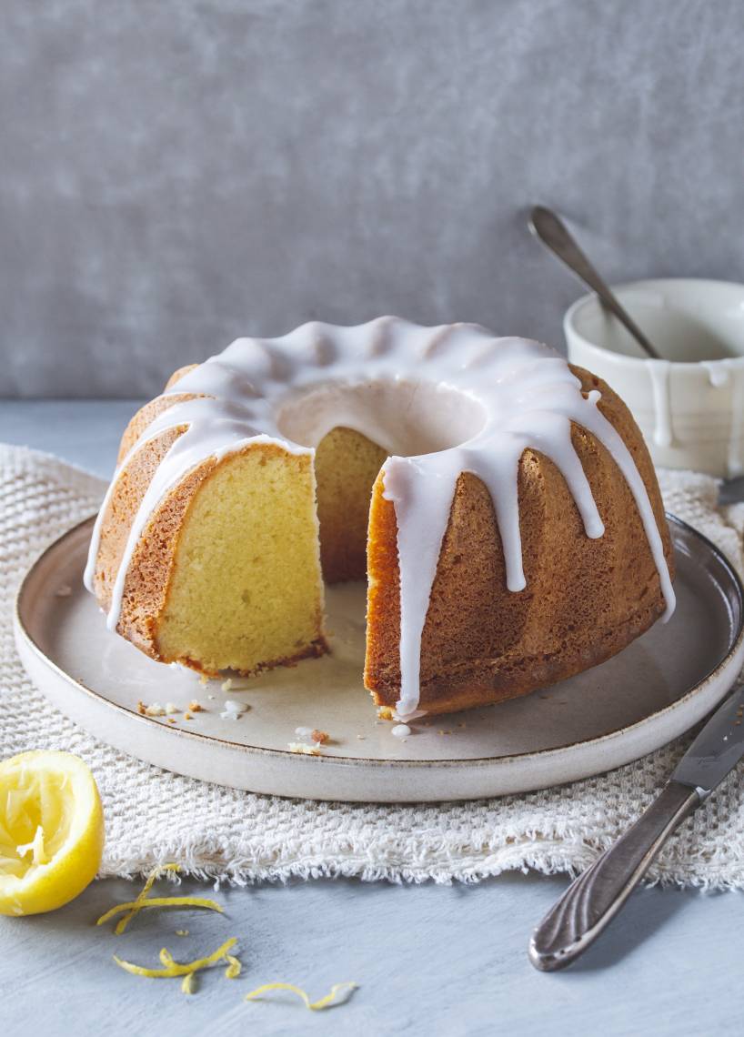 Weltbester Zitronenkuchen mit Guss