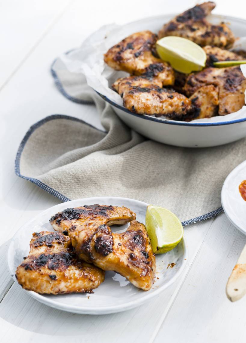 Zweierlei marinierte Chickenwings