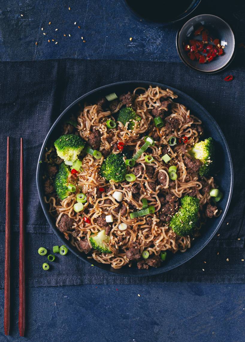 Ramen Stir Fry mit Rindfleisch