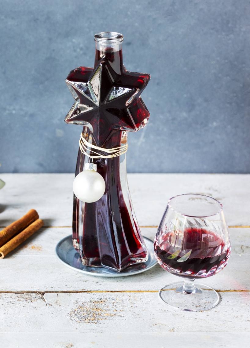 Sauerkirsch-Zimt-Likör