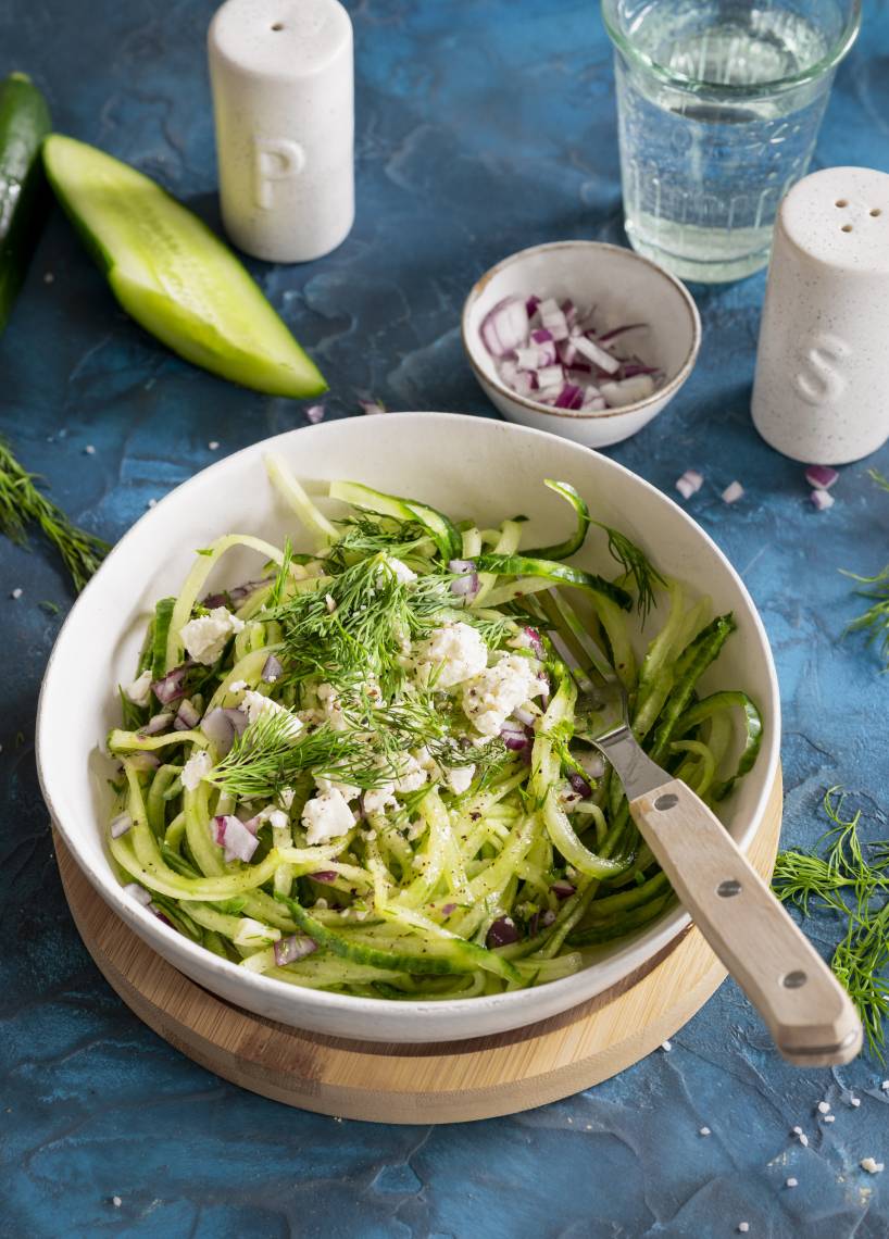 Schneller Gurkensalat mit Dill