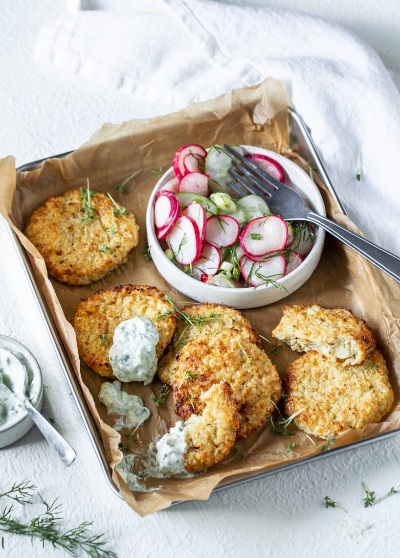 Blumenkohl-Käse-Puffer mit Quark