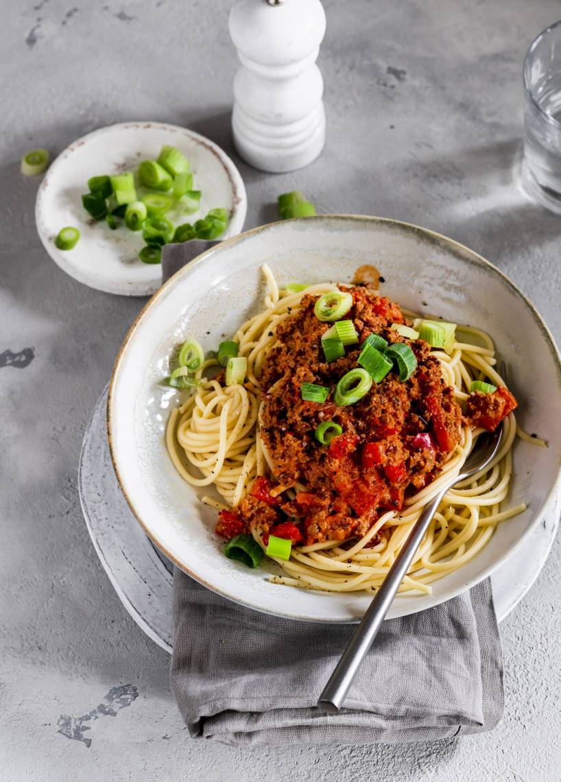 Spaghetti mit Paprika-Bolognese