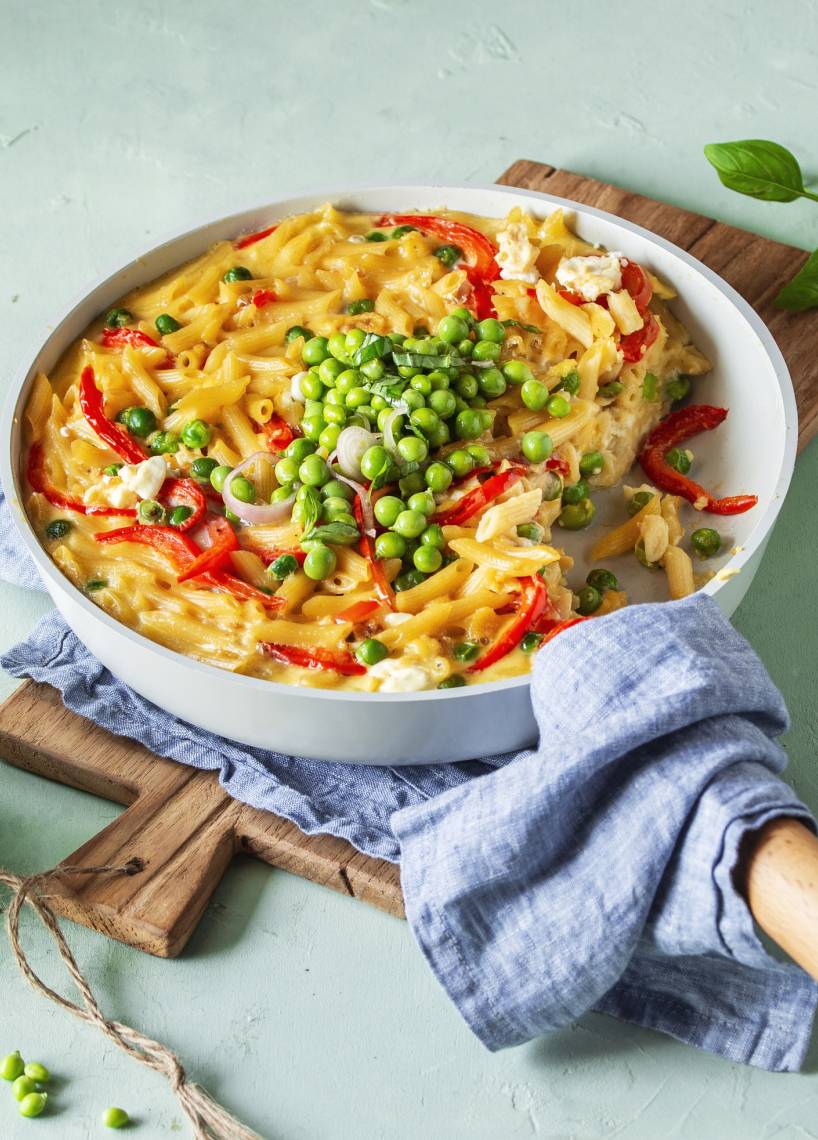 Penne-Frittata mit Erbsensalat