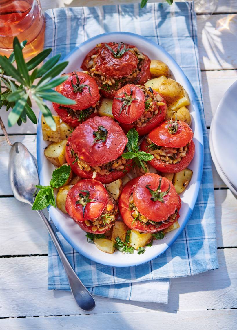 Gefüllte Tomaten auf griechische Art