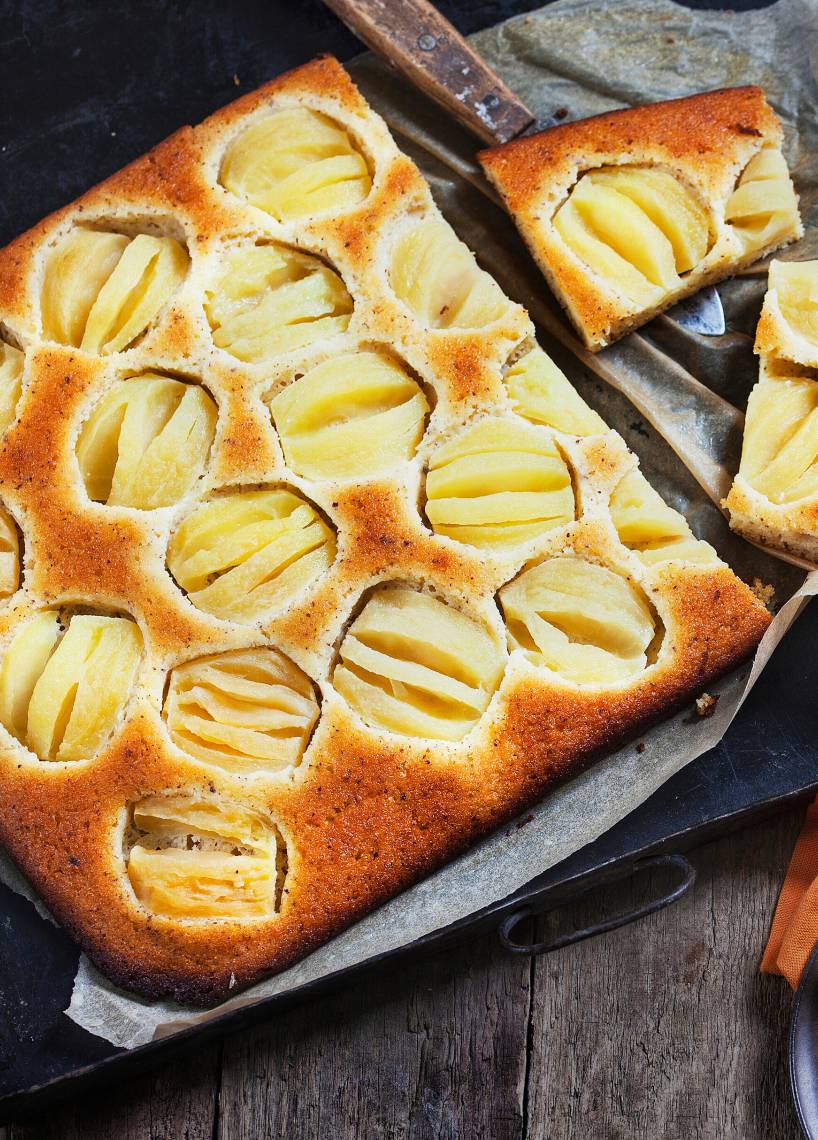 Apfelkuchen mit Grieß